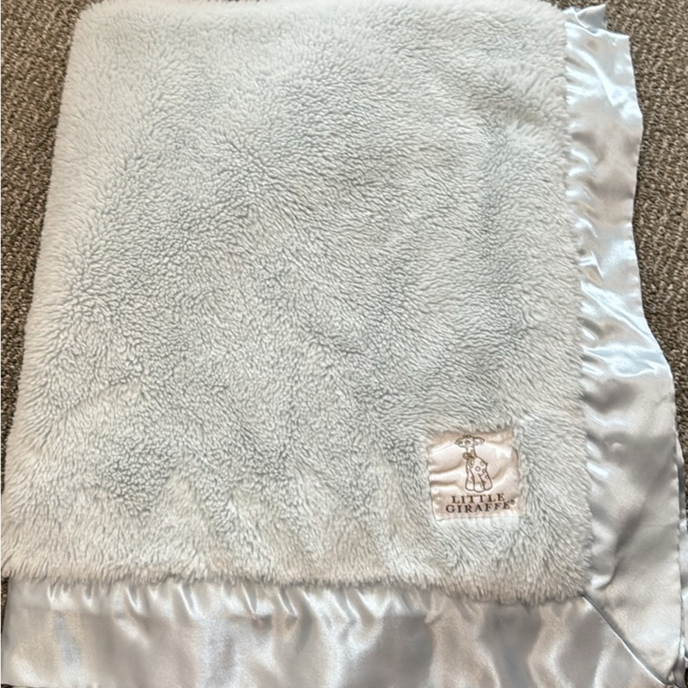 Little Giraffe Baby Blanket- Blue
